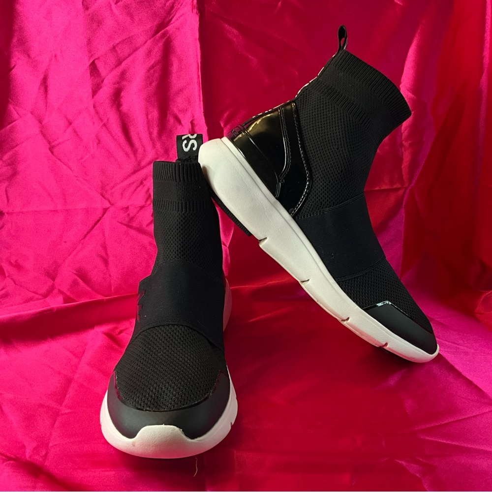 Michael Kors Black hi top ,and White sneakers 7.5 - Picture 2 of 11